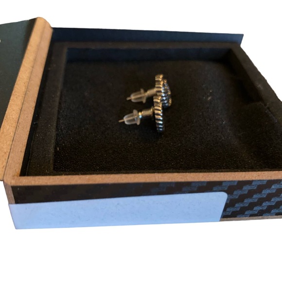 Initial "G" 925 Sterling Silver Studs Fashion Earrings - Picture 7 of 7